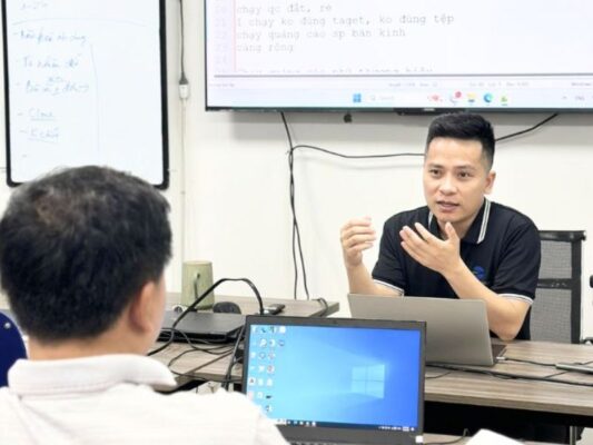 chạy quảng cáo facebook giá rẻ