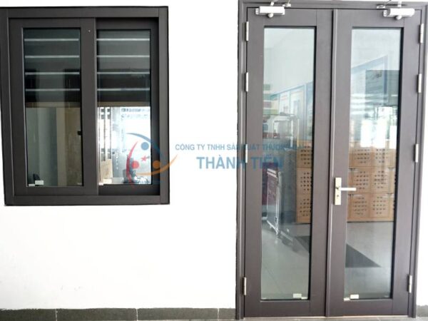 Cửa kính chống cháy là gì?